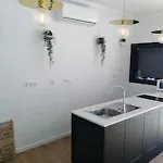 Apartamento La Concha Boutique - Adults Only