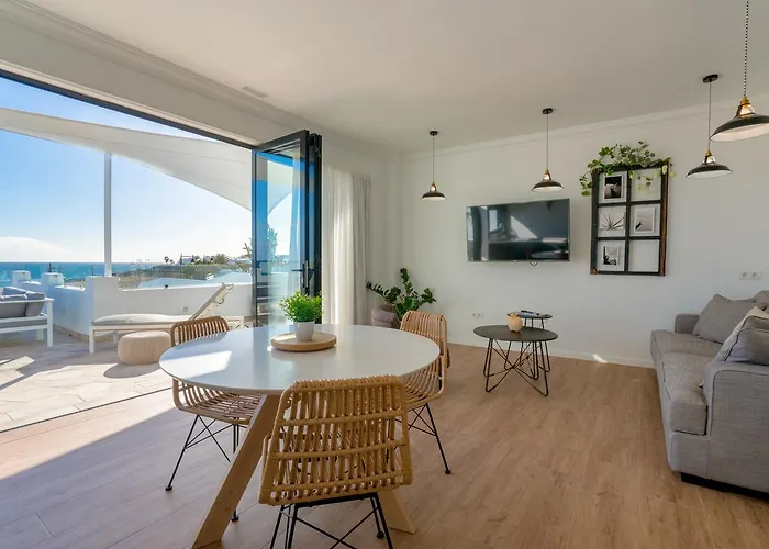 Apartamento La Concha Boutique - Adults Only